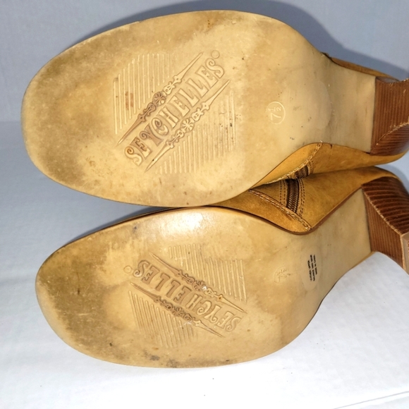 Seychelles Tan Heeled Boots - Picture 5 of 14